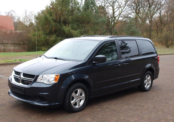 Chrysler Town &amp; Country cena 43900 przebieg: 195000, rok produkcji 2015 z Góra małe 781